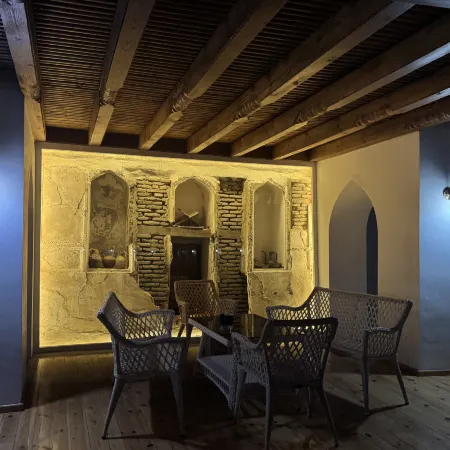 Hotel Caravansaray Rashid in Bukhara Отели рядом с достопримечательностью «Медресе Чор Минор»