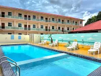 Royal Agate Beach Resort Các khách sạn gần Trung tâm thương mại Element