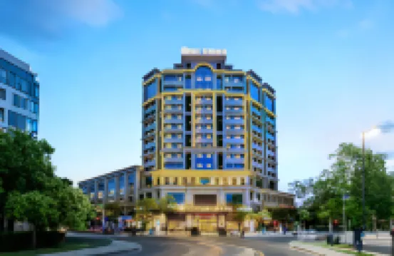 Metropolol Hotel Zhongshan West District Branch Hotels near Qijiang Park