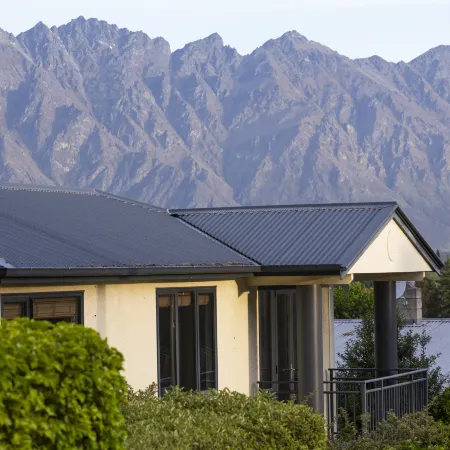 Prime Location | 3 bedroom home | Unlimited WIFI