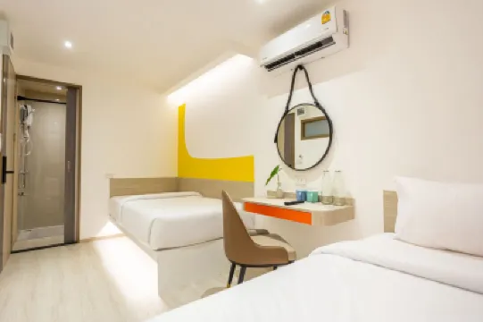 清邁夜市霍姆特爾 長康路夜市附近的飯店