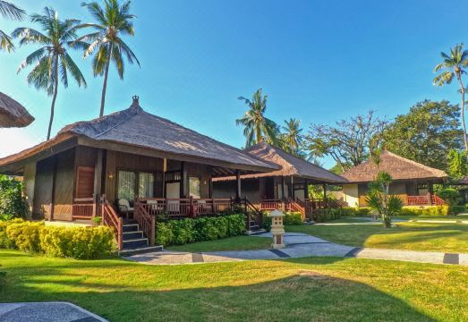 메루마타 셍기기 롬복의 넓은 수영장