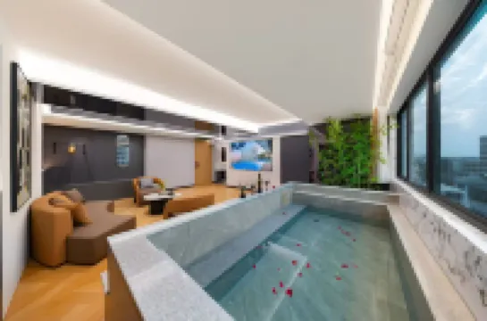 Yiju Lizhi Hot Spring Hotel (Meizhou Fengshun)