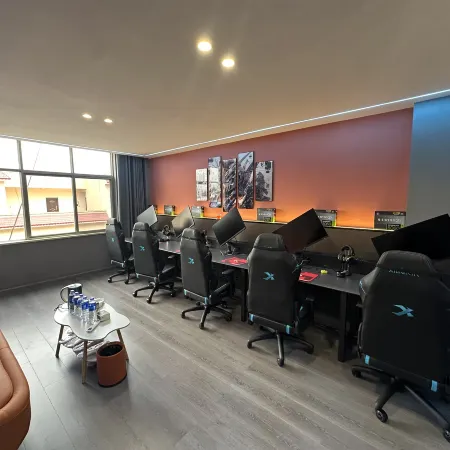 JY · E-Sports Hotel