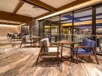 M HOTEL Resort Hotel (Jikepulin Ski Resort) - navetta aeroportuale