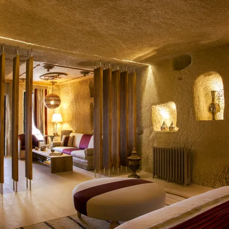 Hezen Cave Hotel
