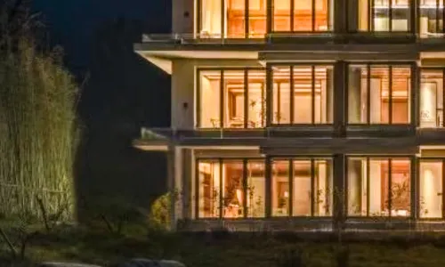 Chengdu Shiyue Forest Hotel