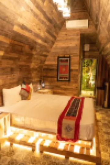 LƯƠNG SƠN Retreat