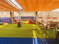 位於亞歷山大的10卧室公寓-400平方米|帶7個獨立浴室 鄰近薩拉丁城堡的酒店