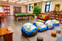 Xiao · ISVARA Designer Hotel (Huaihe Road Pedestrian Street) - Gym