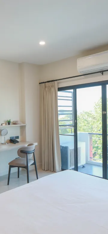 ห้องสุพีเรียร์ (มีโต๊ะทำงาน)