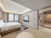 Luoyang Nanchang Road  Mercure Hotel