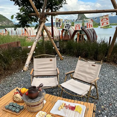 BJG Swan Lake Hot Spring Hotel