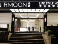 RMOON Shunyuan Lifestyle Aesthetic Hotel فنادق في كايلي