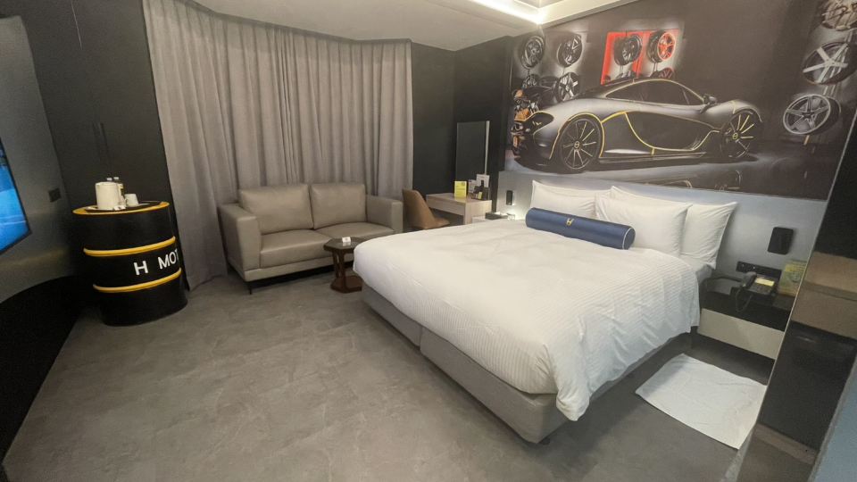 H Motel - Jia Tii