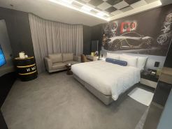 H Motel 佳緹國際精品旅館