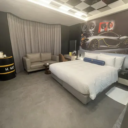 H Motel - Jia Tii