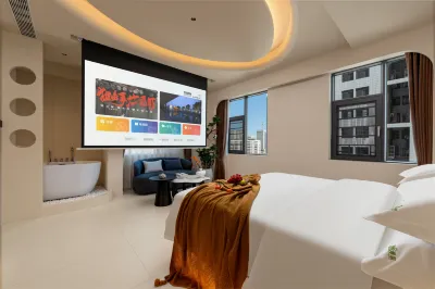 悅漫裡·Yomolly美學設計師影音民宿（昆明老街南屏步行街店） 翠湖地區住宿飯店