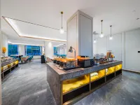 XANA Deluxe Hotel (Huayin Huashan Scenic Area)