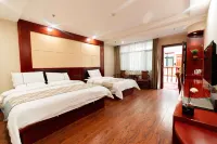Golden Wheel Hotel