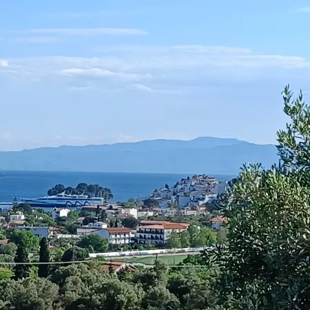 SkyFrame Apartments - Relaxing Island Escape in Skiathos