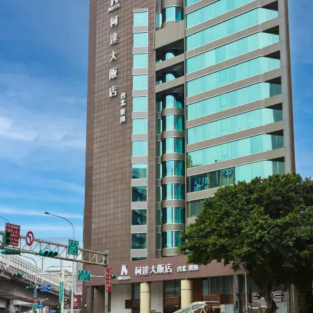 K Hotels Taipei Dunnan Отели рядом с достопримечательностью «Торговый центр Far Eastern»