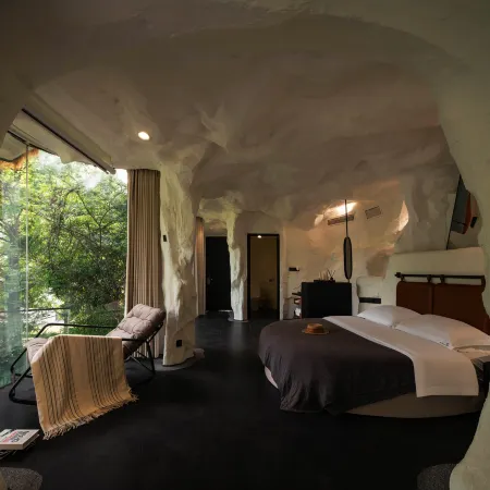 Shanye Laixi · COMENOOK · Hilltop Garden · Tidal Waterfall Pool Manor