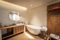 Jiaozuo Maocha Mountain Gift Homestay Village - balcony