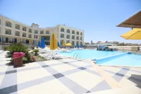 La Playa Alamein By Travel Agent - piscina