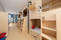 Qiantang Guanyun High-Rise River View Luxury Youth Hostel (Hangzhou Xingyi Subway Station) - Esports