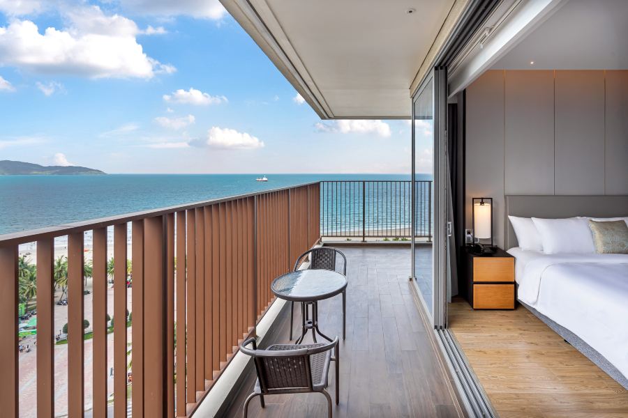 DiStay Beachfront Suites - Free Airport Pickup