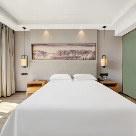 Jingsheng Light Enjoy Hotel × Tencent E-Sports (Hengdian World Studios Dream Valley Branch)