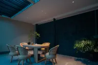 Hillnest · With Friends & Beauty · Hot Spring View Homestay (Tengchong Century City Branch) - Pysäköinti