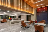 Erdì Hotel - Dağ Manzaralı