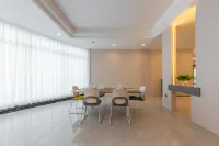 Jingtu Hotel (Shanshan Xincheng East Road Grand Bazaar Night Market) - 2-Star