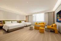 Zhonghe International Hotel (Shishi Municipal Government Dehui Plaza) - Business