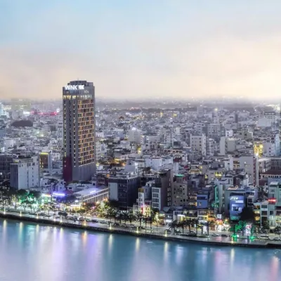 Wink Danang Centre, Unscripted by Hyatt - 24 hours stay Hôtels à proximité de : Marché Han