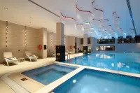 Pilot Hotel - Pool