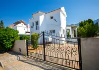Mediterra Jasper By Holidaykeys - 3 estrellas