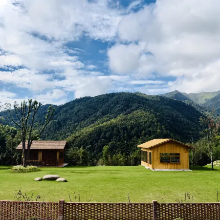 Tonglu Duyouchu Wenquan Homestay (OMG Heartbeat Paradise)