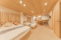 First In Stay Ginza Shopping  District  |  Direct Airport Access | Luggage Storage - bar