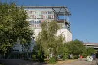 ibis Lyon Caluire Cité Internationale - parking