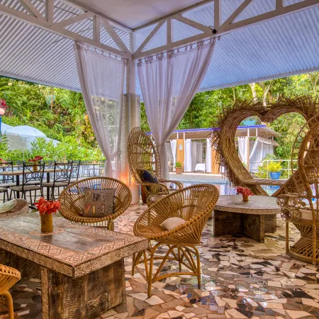 ECOTICA Boutique Hotel