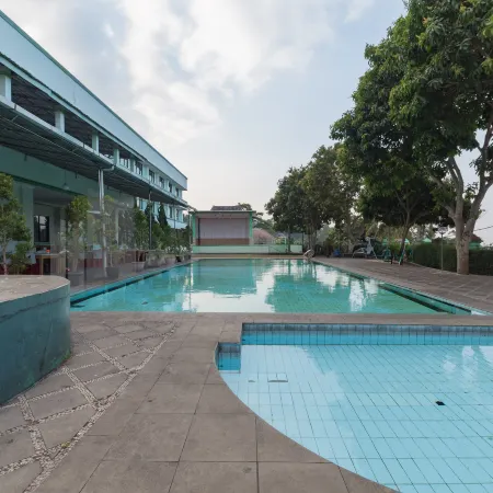 Hotel Ayong Linggarjati Kuningan Mitra RedDoorz