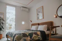 Montrii House - Entire - Large Group Retreat - 빌라