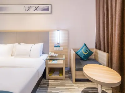 City Comfort Inn Hotel (Luohe Railway Station Xintiandi Pedestrian Street) Hôtels à : Luohe