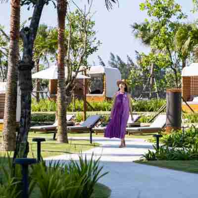 New World Hoiana Beach Resort Hotel Exterior