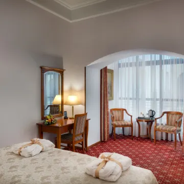 Boutique Hotel Seven Days Prague Отели рядом с достопримечательностью «Государственная пражская Опера»
