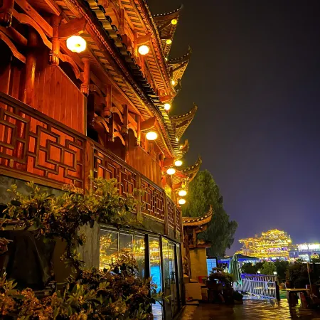 Wenxi Lanyue Homestay (Furong Town Waterfall Branch)