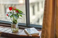 拾若名宿ホテル ( 香格里拉鎮稲城亞丁観光地)